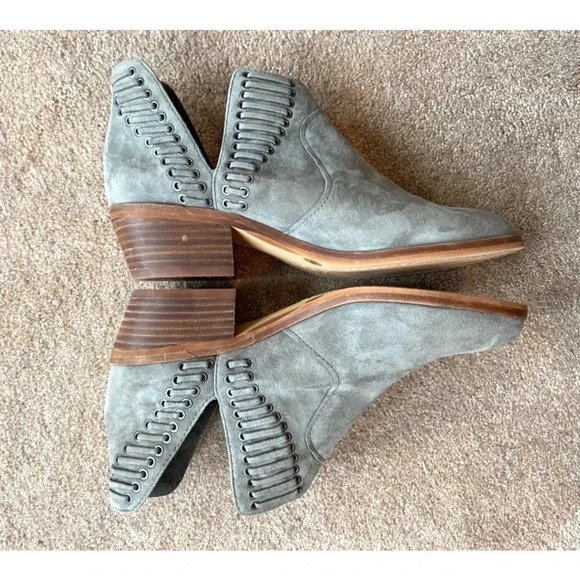 Vince Camuto Pevista Gray Booties Size 6.5 - Picture 5 of 9